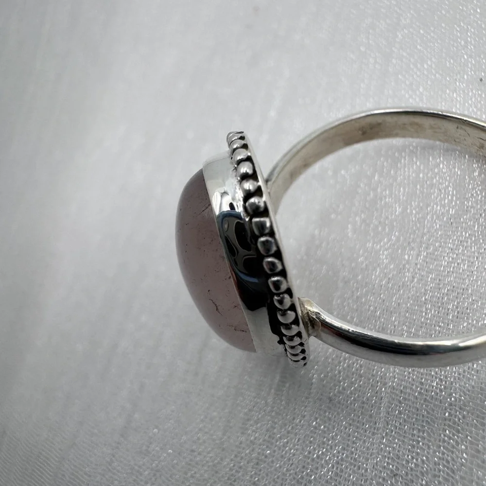 S925 Rose Quartz Oval Detail Ring - Picture 4 of 4